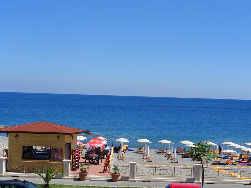 Hotel Miramare Cirò Marina Exterior foto